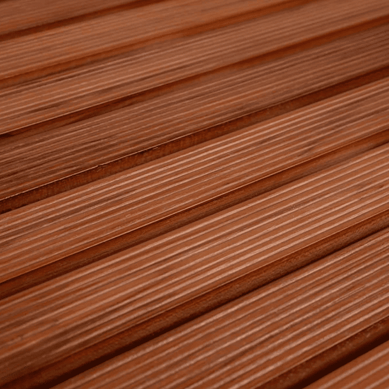 détail tapis bois salle de bain effet naturel teck