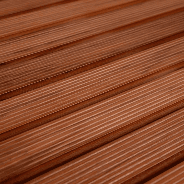 détail tapis bois salle de bain effet naturel teck