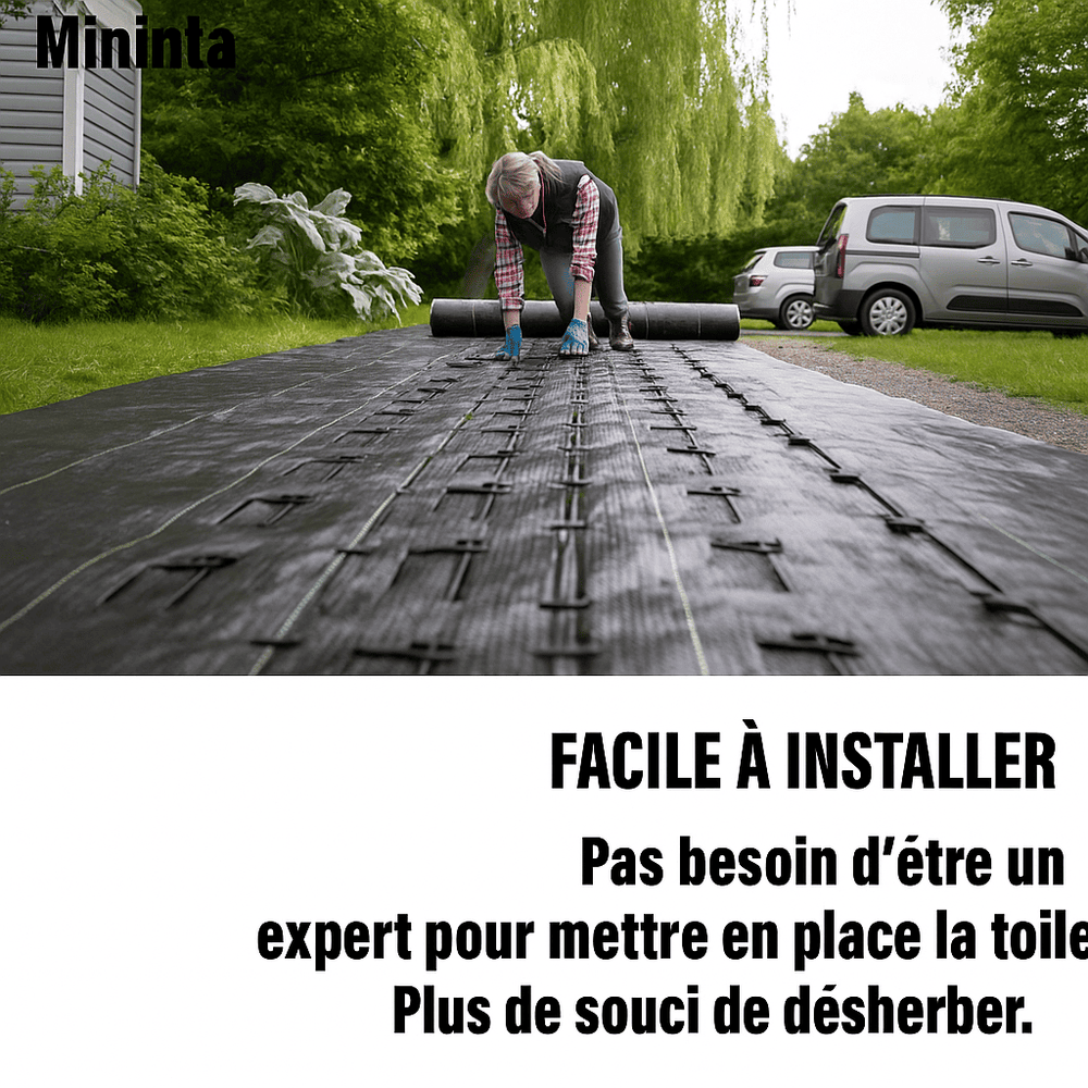 Personne installant une toile de paillage en caoutchouc antidérapante noire dans un jardin, avec texte en français indiquant sa facilité d’installation.