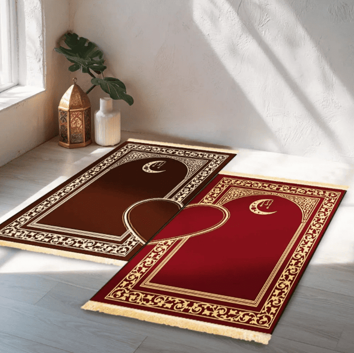 tapis de prière couple cœur posé intérieur décoration islamique tapis de salat duo ambiance chaleureuse