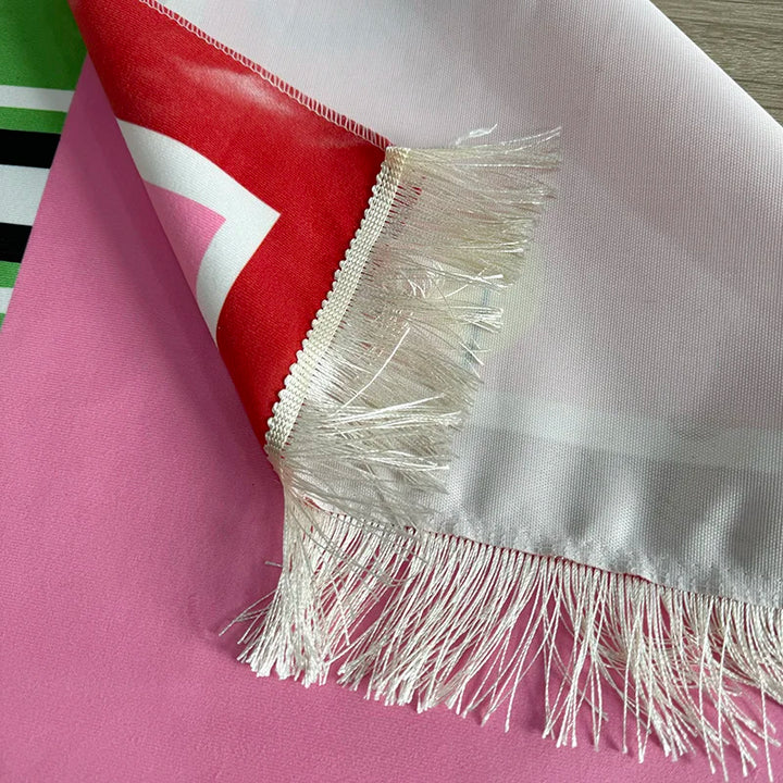 tapis de prière détail tissu et franges finition luxe doux et résistant
