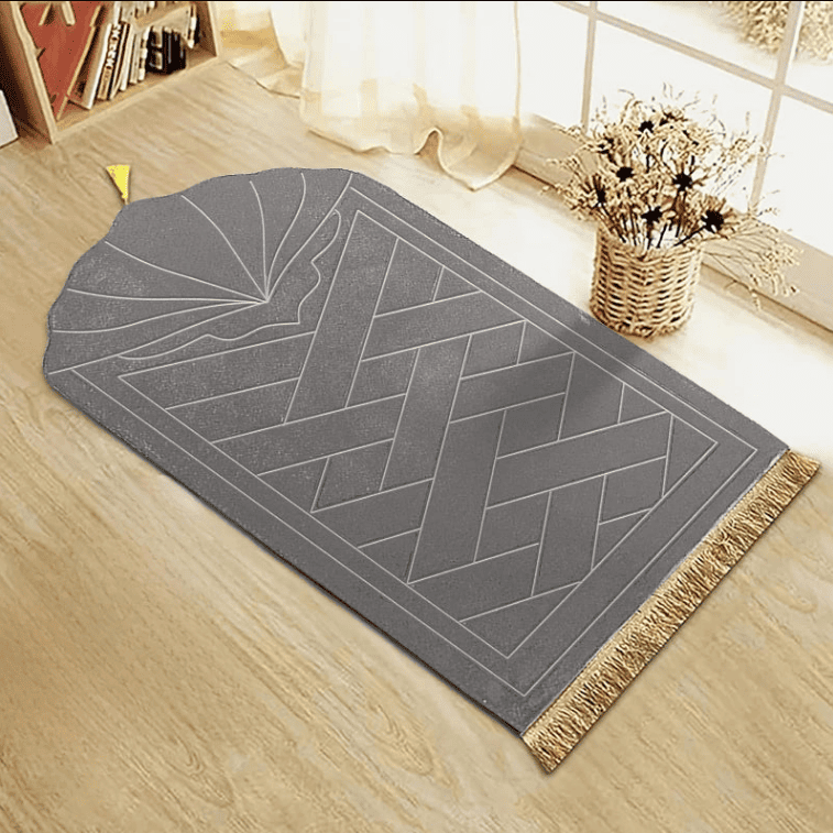 tapis de salat portable gris au design moderne avec texture douce et style minimaliste